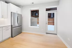 4637 N Ashland Ave, Chicago, IL 60640 - Photo 4