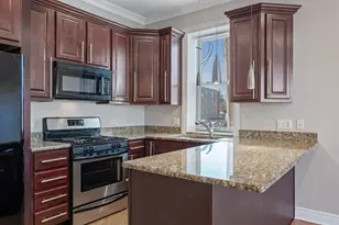 2841 W Cortez St, Chicago, IL 60622 - Photo 2