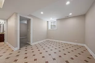 2841 W Cortez St, Chicago, IL 60622 - Photo 14