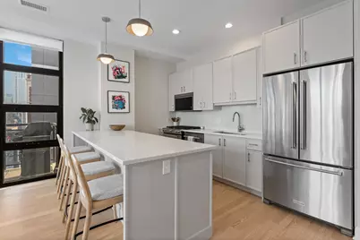 101 W Superior Street #905, Chicago, IL 60654 - Photo 6