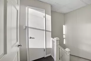 917 N Cicero Ave, Chicago, IL 60651 - Photo 14