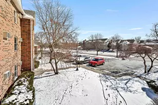 1351 Cunat Ct, Lake in the Hills, IL 60156 - Photo 24