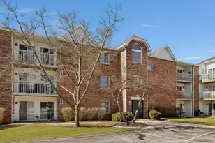 1351 Cunat Ct, Lake in the Hills, IL 60156 - Photo 1