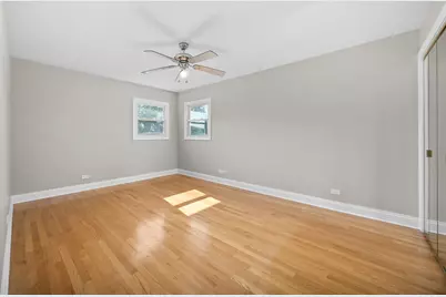 865 Love Street, Elk Grove Village, IL 60007 - Photo 16