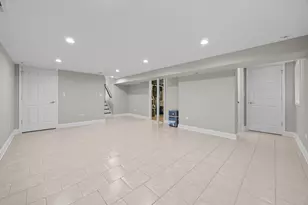 865 Love St, Elk Grove Village, IL 60007 - Photo 26