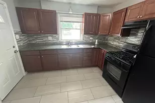 609 E 160th Pl, South Holland, IL 60473 - Photo 6