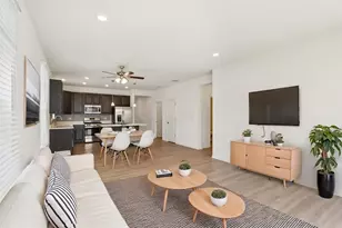 8122 Arlington Ln, Joliet, IL 60431 - Photo 6