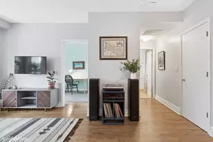 2903 N Rockwell St, Chicago, IL 60618 - Photo 4