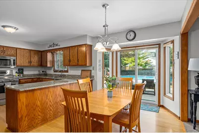 655 Blackhawk Drive, Batavia, IL 60510 - Photo 6