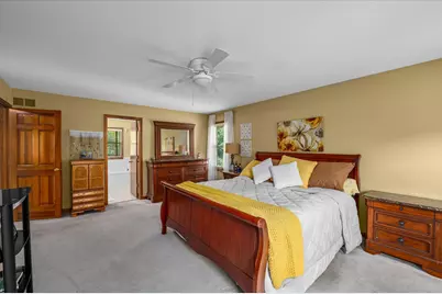 655 Blackhawk Drive, Batavia, IL 60510 - Photo 14