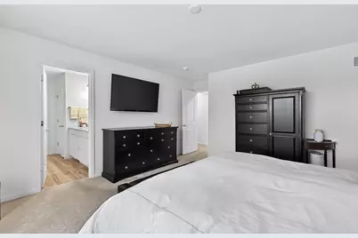 2110 Silver Leaf Drive, Island Lake, IL 60042 - Photo 22