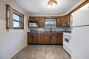 212 S Blaine Ave, Bradley, IL 60915 - Photo 8