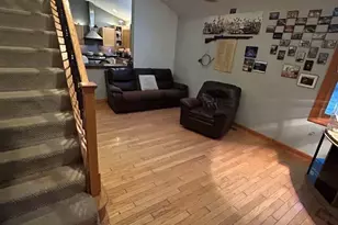 7N054 Jackson Ave, Saint Charles, IL 60174 - Photo 2