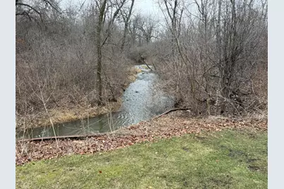 2012 Forest Creek Lane #2012, Libertyville, IL 60048 - Photo 10