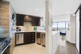 5415 N Sheridan Rd, Chicago, IL 60640 - Photo 6