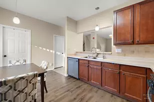 702 June Terrace, Lake Zurich, IL 60047 - Photo 10