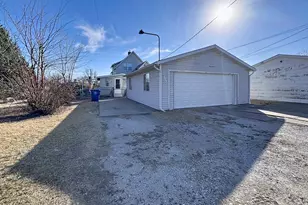 527 19th Ave, Moline, IL 61265 - Photo 22