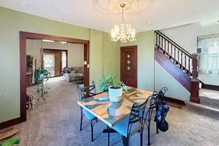 527 19th Ave, Moline, IL 61265 - Photo 6
