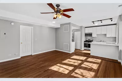 6303 N Claremont Avenue #2, Chicago, IL 60659 - Photo 4