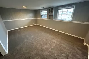 3400 Seine Ct, Hazel Crest, IL 60429 - Photo 8