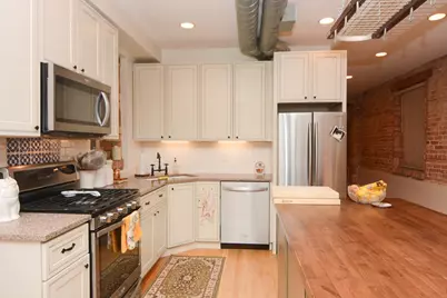 1723 W Erie Street #1, Chicago, IL 60622 - Photo 2