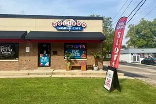 310 N La Fox St, South Elgin, IL 60177 - Photo 1