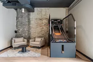 2032 N Clybourn Ave, Chicago, IL 60614 - Photo 28