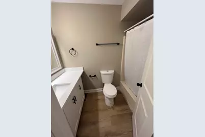 527 N Lyle Avenue, Elgin, IL 60123 - Photo 12