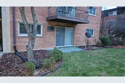 18550 Torrence Avenue #5, Lansing, IL 60438 - Photo 2