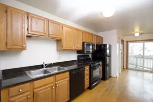 6717 N Sheridan Rd, Chicago, IL 60626 - Photo 2