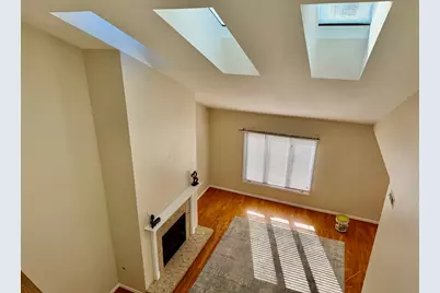 909 Suffolk Court #0, Libertyville, IL 60048 - Photo 4