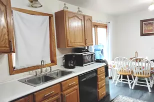 11410 S Neenah Ave, Worth, IL 60482 - Photo 6