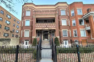 6717 N Sheridan Rd, Chicago, IL 60626 - Photo 2
