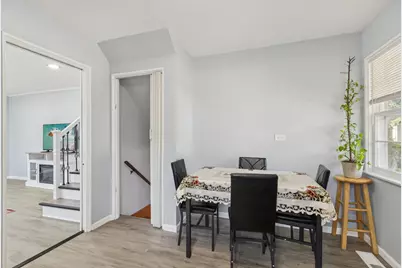 8846 Austin Avenue, Morton Grove, IL 60053 - Photo 6