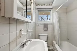 535 N McAree Rd, Waukegan, IL 60085 - Photo 10