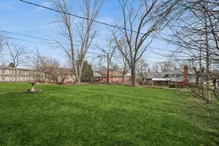 535 N McAree Rd, Waukegan, IL 60085 - Photo 20