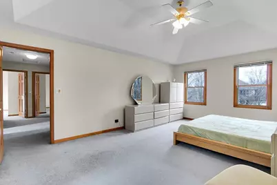 311 Millcreek Lane, Naperville, IL 60540 - Photo 18