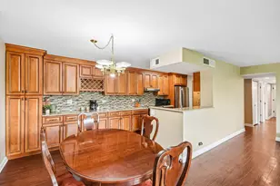 101 Bar Harbour Rd, Schaumburg, IL 60193 - Photo 6