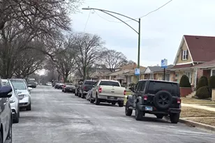 2605 W 83rd Pl, Chicago, IL 60652 - Photo 32