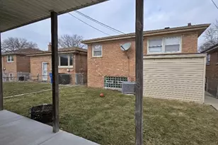 2605 W 83rd Pl, Chicago, IL 60652 - Photo 6