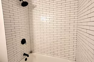 2828 W Fulton St, Chicago, IL 60612 - Photo 10