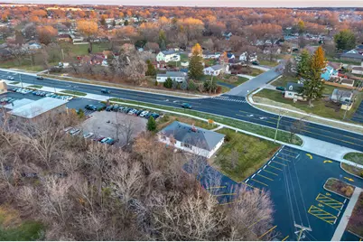 704 E 9th Street, Lockport, IL 60441 - Photo 10