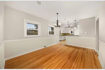 704 E 9th Street, Lockport, IL 60441 - Photo 14