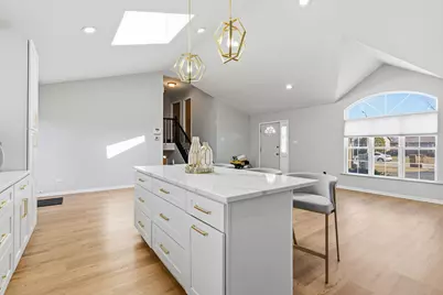 18710 Walnut Avenue, Country Club Hills, IL 60478 - Photo 4