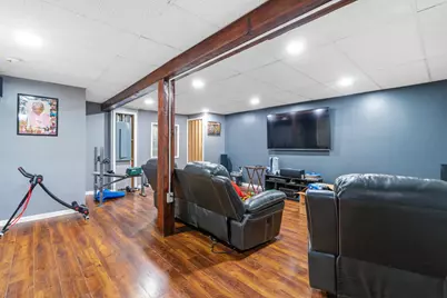 18710 Walnut Avenue, Country Club Hills, IL 60478 - Photo 24