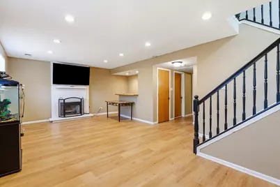 18710 Walnut Avenue, Country Club Hills, IL 60478 - Photo 10