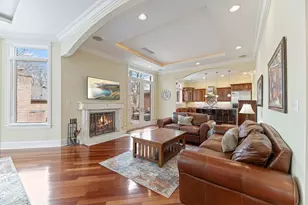 11556 W Elmwood Pl, Deerfield, IL 60015 - Photo 10