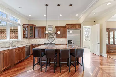 11556 W Elmwood Place, Deerfield, IL 60015 - Photo 6