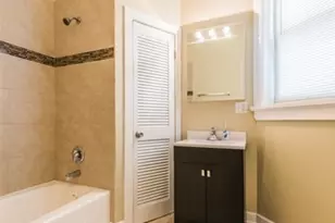 2445 W Harrison St, Chicago, IL 60612 - Photo 12