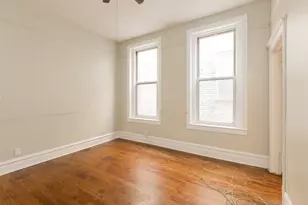 2445 W Harrison St, Chicago, IL 60612 - Photo 8